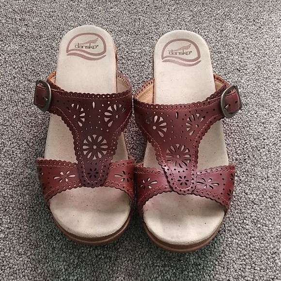 Dansko Shoes - Dansko Sapphire Leather Sandals 37/7